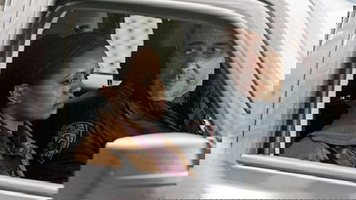 Law & Order: Special Victims Unit S17E22 - Intersecting Lives (1)