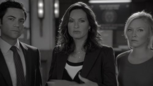 Law & Order: Special Victims Unit S13E16 - Child's Welfare
