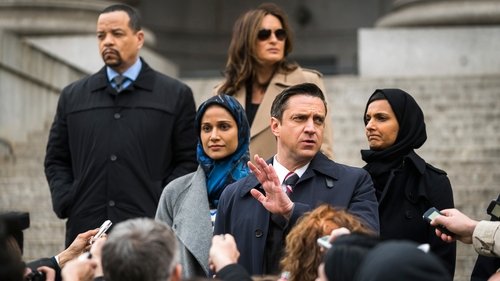 Law & Order: Special Victims Unit S18E21 - Sanctuary (2)