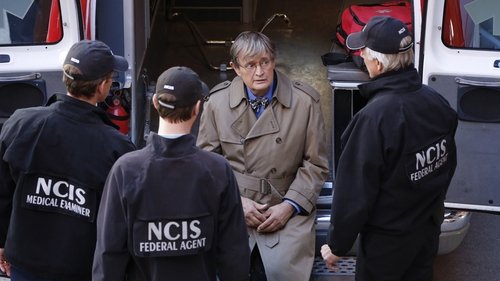 NCIS S13E11 - Spinning Wheel