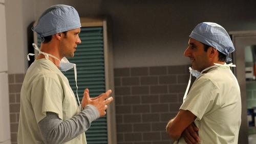 House S7E4 - Massage Therapy