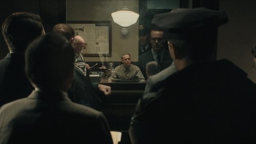 Monster: The Ed Gein Story S1E6 - Buxom Bird