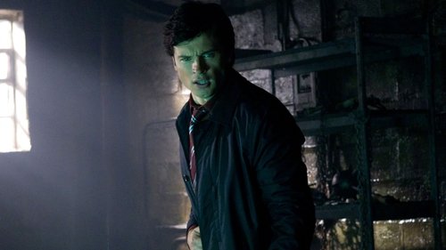 Smallville S10E8 - Abandoned
