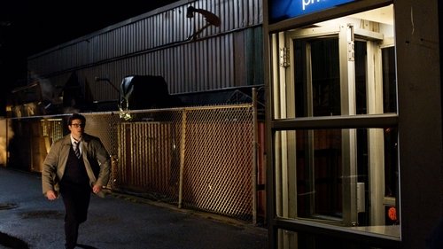 Smallville S10E18 - Booster